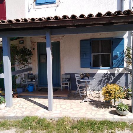 Apartment Ammonite Premantura Buitenkant foto